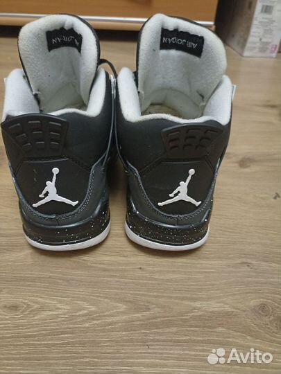 Кроссовки nike air jordan 4