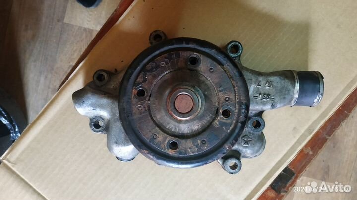 Насос ож Dodge Ram Van 1500