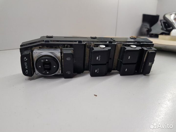 Блок управления стеклоподъемниками