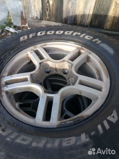 Goodyear 4x4 UG Ice Navi 265/70 R16