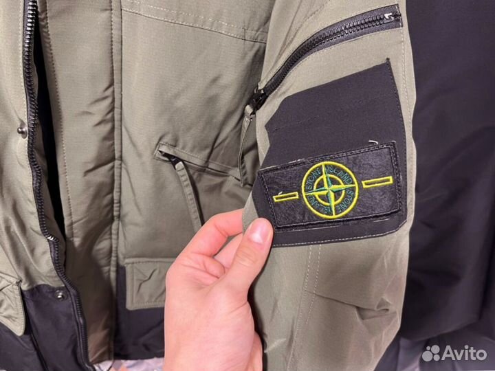 Зимние куртки Stone Island