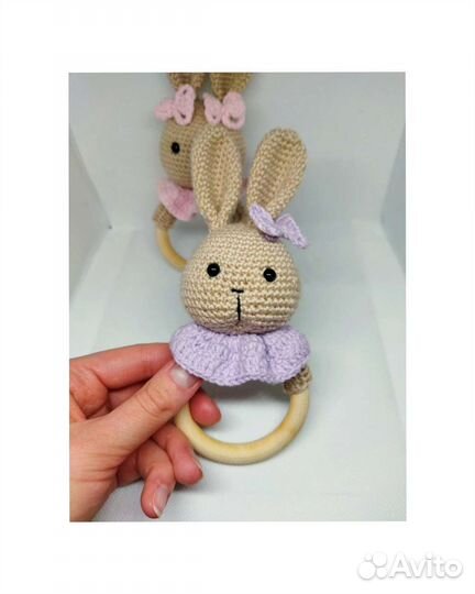 Вязаная погремушка - грызунок