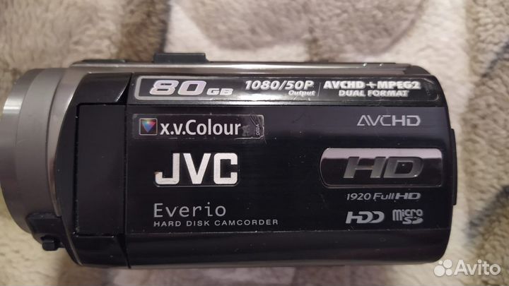 Видеокамера JVC Everio GZ-HD30