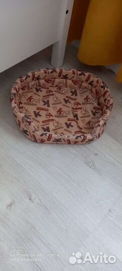 Лежанка для кошек и собак