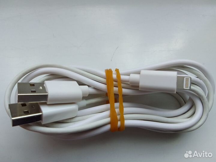 Кабель для зарядки айфонов