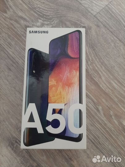Samsung Galaxy A50, 4/64 ГБ
