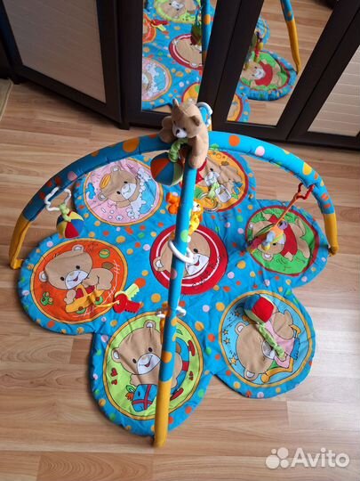 Развивающий коврик