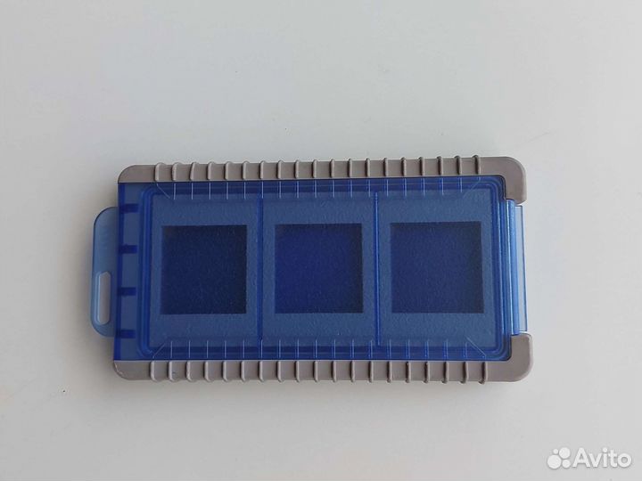 Чехол под карты памяти+3 карты по 16Gb