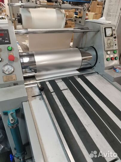 Оператор ламинирующего оборудования