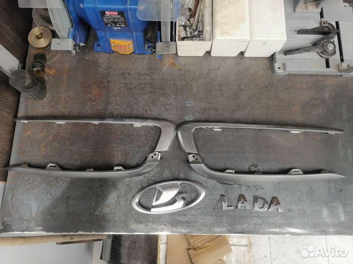 Пластик детали бампера