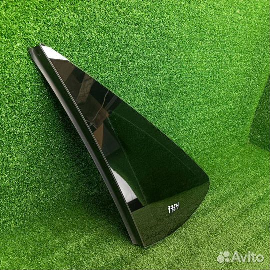 Форточка в крыло левая Ford Focus 2 2007 1360767