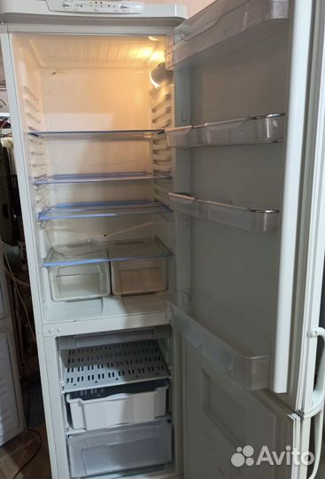 Холодильник indesit