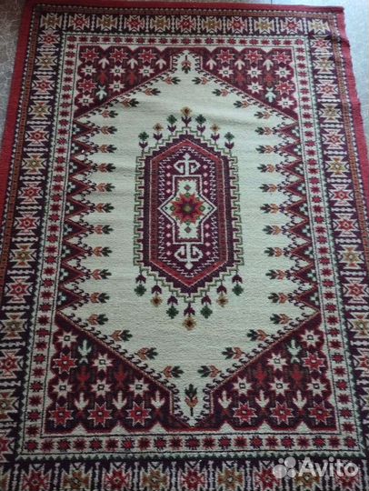 Ковер шерстяной