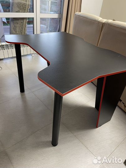 Стол и кресло компьютерное