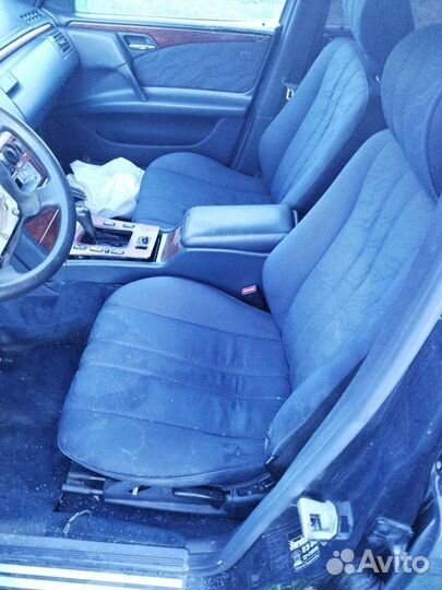 Mercedes benz E класс W210