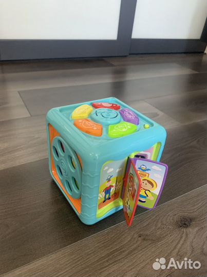 Кубик развивающий со светом и музыкой