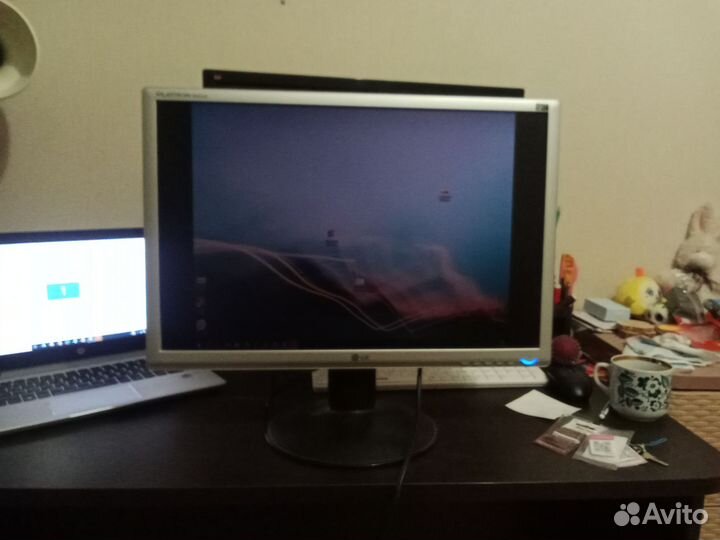 Монитор 23 дюйма