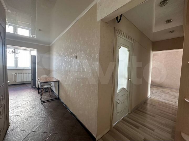 3-к. квартира, 71 м², 5/10 эт.