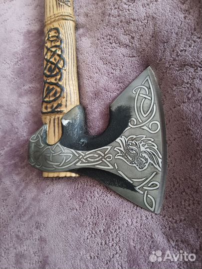 Топор ручной работы