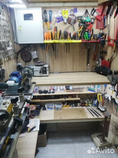 Любой ремонт обуви