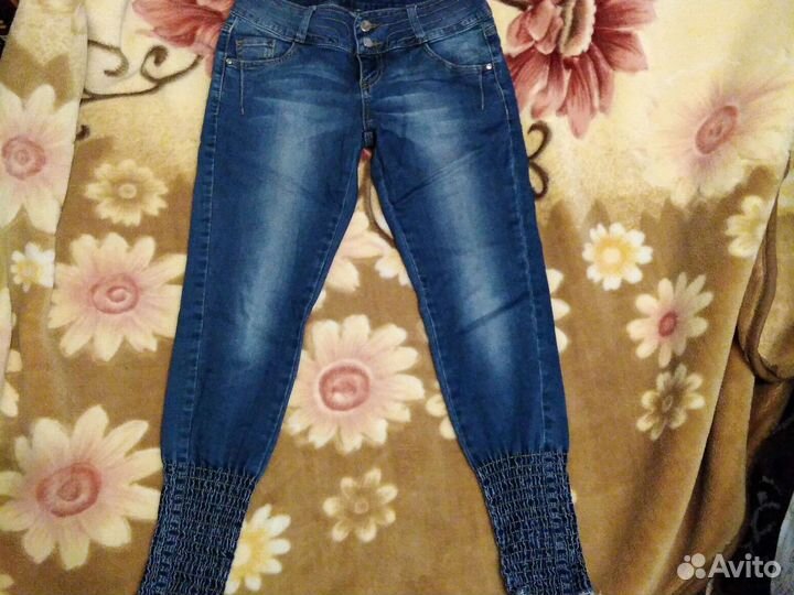 Джинсы
