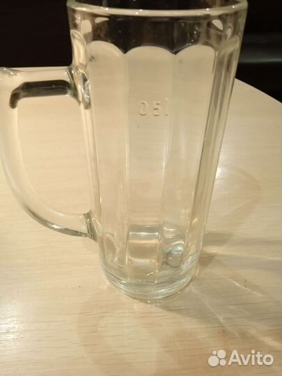 Горшок для запекания и пивные кружки