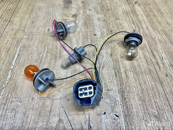 Проводка заднего фонаря Ford Focus 3 11-19г. хэтч