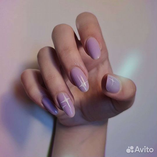 Маникюр с покрытием гель-лаком