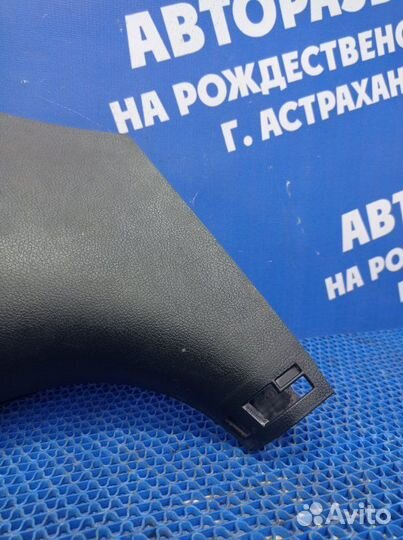 Накладка на порог Hyundai Solaris 1 хэтчбек G4FA