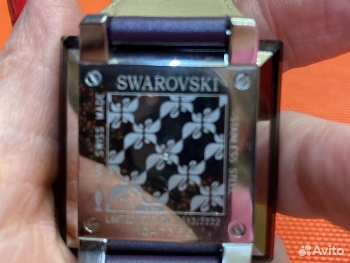 Часы наручные женские swarovski