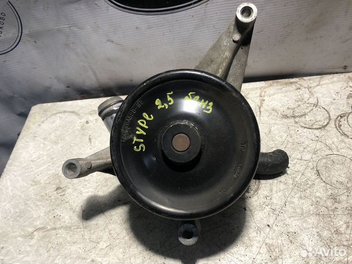 Насос водяной (помпа) Jaguar S-type (X200) I 2-й р