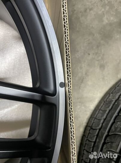 Диски оригинал R22 G63 AMG Mercedes W463