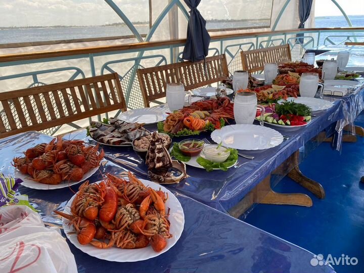 Аренда теплохода