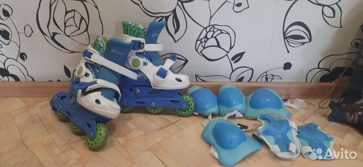 Роликовые коньки