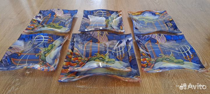 Набор тарелок