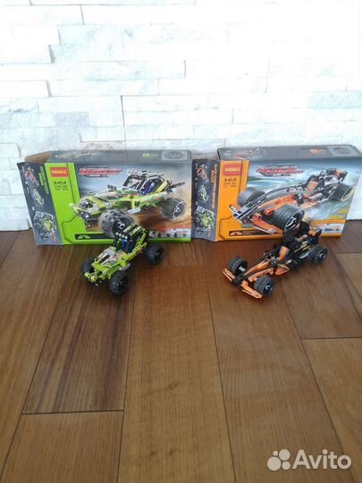 Конструктор. Цена за обе машинки