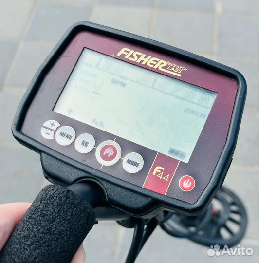 Металлоискатель Fisher F44
