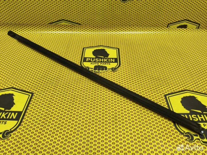 Бархотка стекла двери внешняя передняя левая