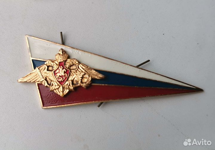 Значок на берет