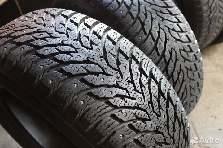Nokian Tyres Hakkapeliitta 9 235/55 R17 103T