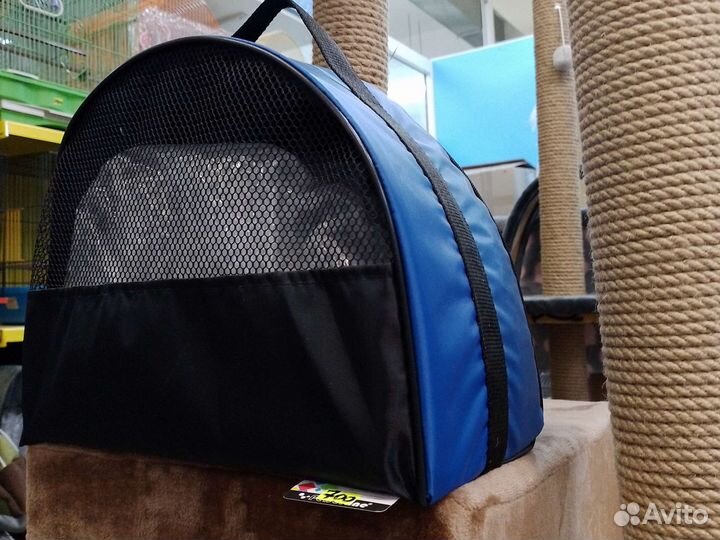 Переноски сумки и контейнеры для кошек и собак