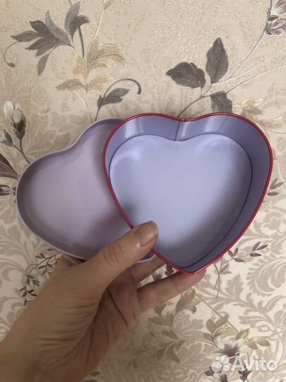 Жестяная коробка