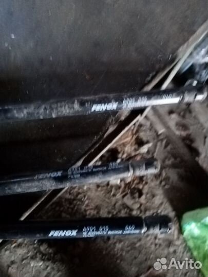 Газовый упор Mitsubishi