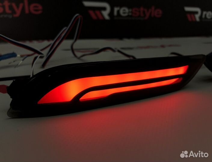 Катафоты Toyota Camry 70 R801