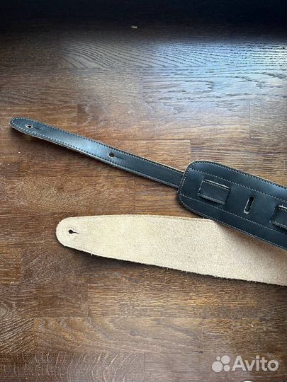 Ремень для гитары кожа
