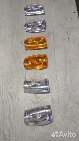 Повторитель поворотника зеркала Форд Транзит 2014+