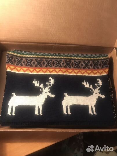 Новогодний шарф с оленями