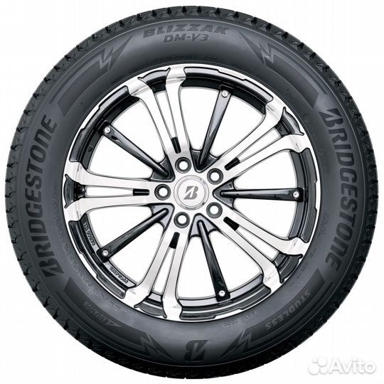 Bridgestone Blizzak DM-V3 255/55 R20 110T