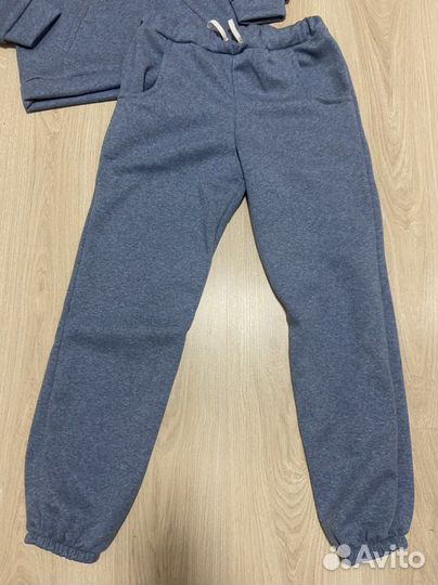 Спортивный костюм на флисе 146