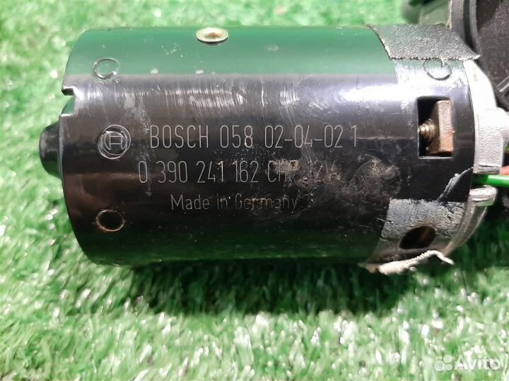 Мотор стеклоочистителя передний Mitsubishi Space